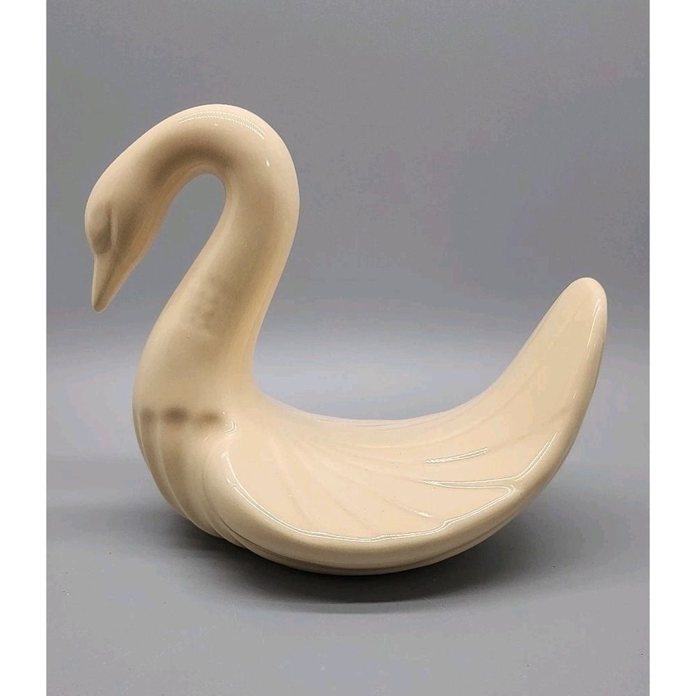 Vintage Cream Ceramic Swan Figural Bathroom Towel Washcloth Holder Retro MCM